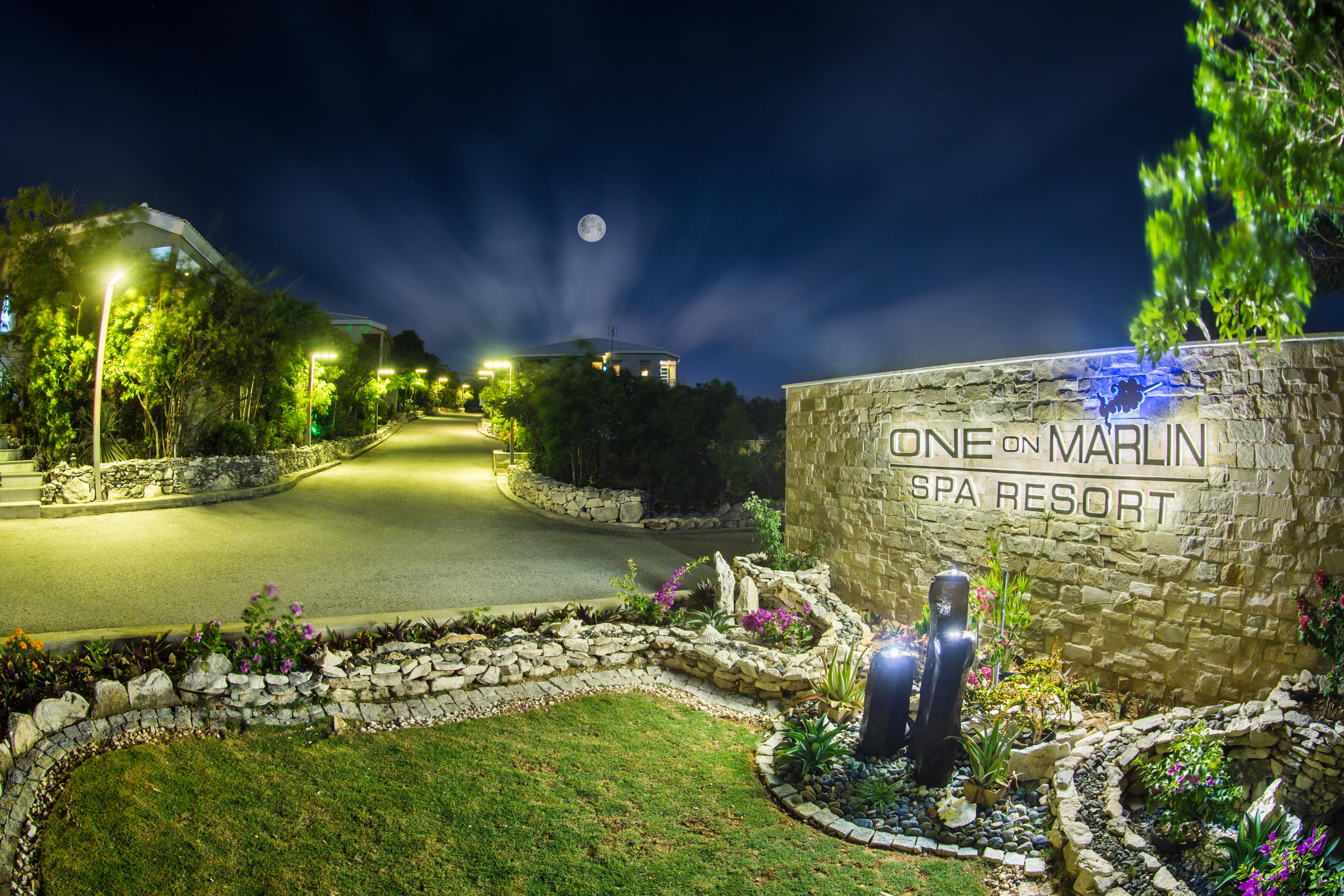 One On Marlin Resort (Adults Only) Turtle Cove Exterior foto